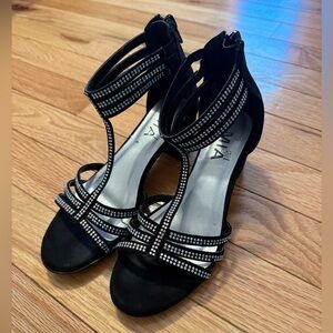 MIA Black Rhinestone T-Strap Heeled Sandals